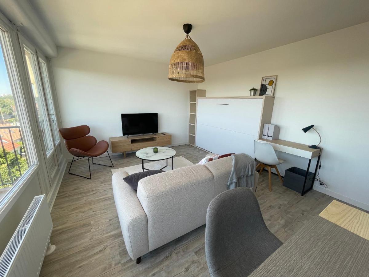 Studio Lumineux / Parking / Sud Loire Apartamento Saint-Pryvé-Saint-Mesmin Exterior foto